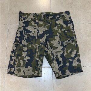KUIU Green and Black Camouflage Cargo Shorts